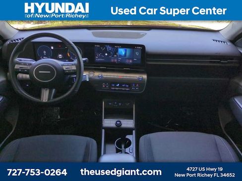 Used 2024 Hyundai Kona SEL w/ Convenience Package FWD image 16