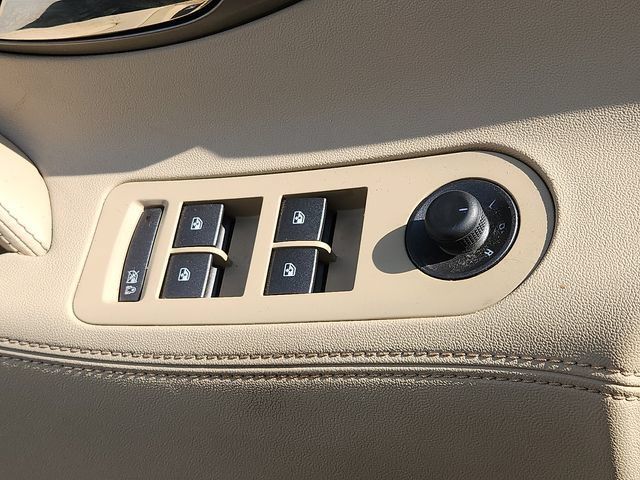 Used 2012 Buick LaCrosse Touring FWD image 26