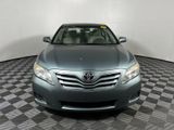 Used 2011 Toyota Camry LE image 2