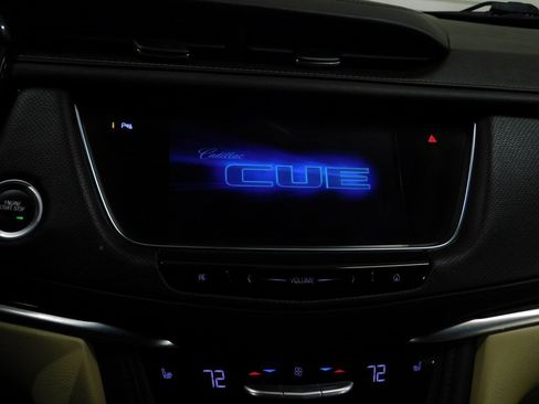 Used 2018 Cadillac XT5 AWD image 56