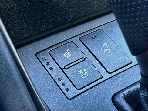 Used 2023 Lexus IS 350 F Sport w/ Memory Package RWD image 19