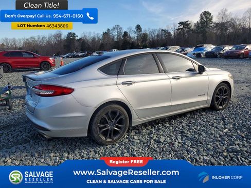Used 2018 Ford Fusion SE w/ Equipment Group 601A image 4