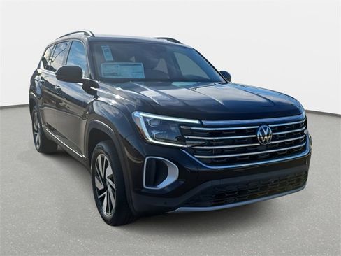 New 2026 Volkswagen Atlas SE image 3