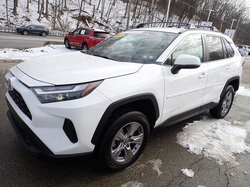 Certified 2022 Toyota RAV4 XLE image 10