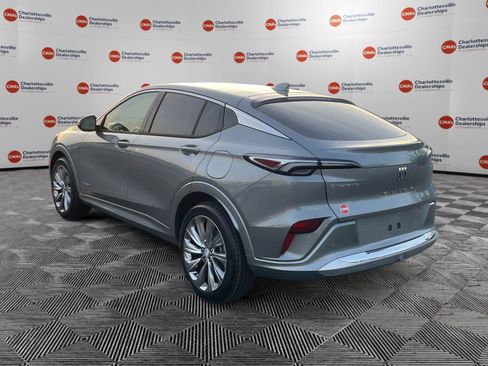 New 2026 Buick Envista Avenir image 3