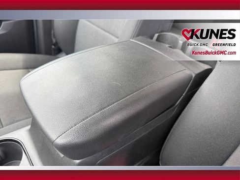Used 2024 Chevrolet Colorado Trail Boss w/ Technology Package AWD/4WD image 15