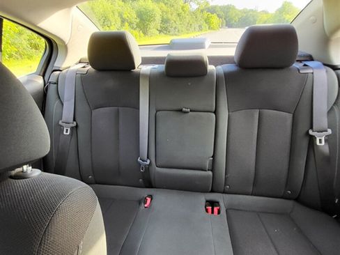 Used 2011 Chevrolet Cruze Eco FWD image 12