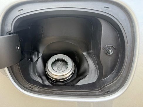 Used 2024 RAM 1500 Laramie image 46