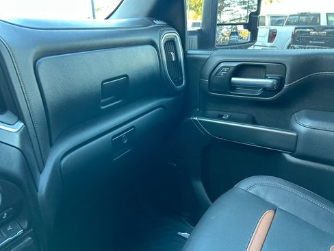 Used 2022 GMC Sierra 2500 AT4 w/ AT4 Preferred Package image 31