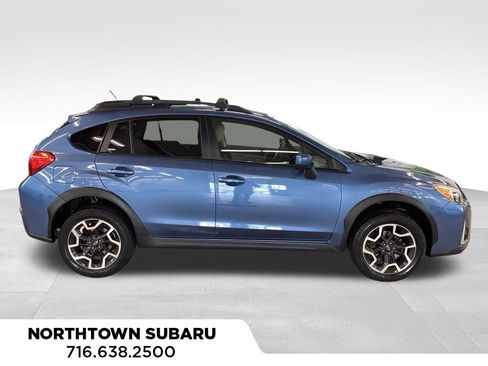 Used 2016 Subaru Crosstrek 2.0i Premium AWD/4WD image 4