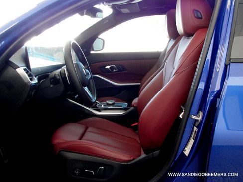 Used 2024 BMW 330i Sedan w/ M Sport Package RWD image 29