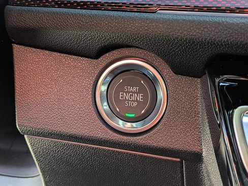 New 2026 Chevrolet Traverse RS image 23