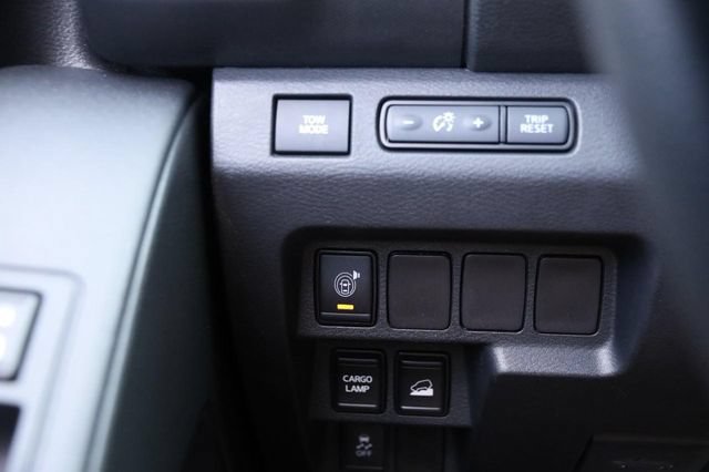 Used 2022 Nissan Frontier S w/ Technology Package AWD/4WD image 22