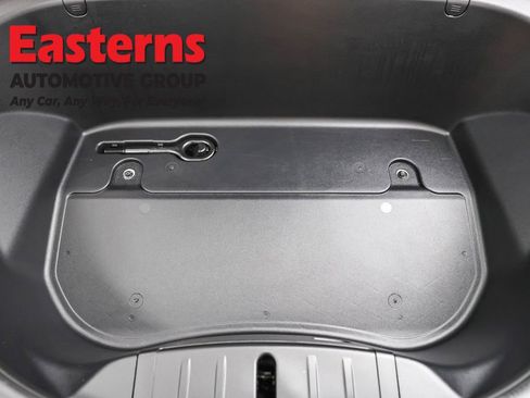 Used 2019 Tesla Model 3 Standard Range image 7