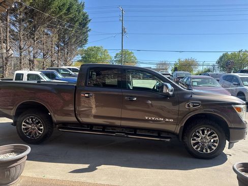 Used 2016 Nissan Titan Platinum Reserve AWD/4WD image 6