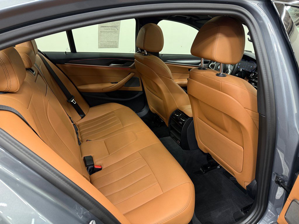 Used 2023 BMW 540i xDrive w/ M Sport Package AWD/4WD image 27
