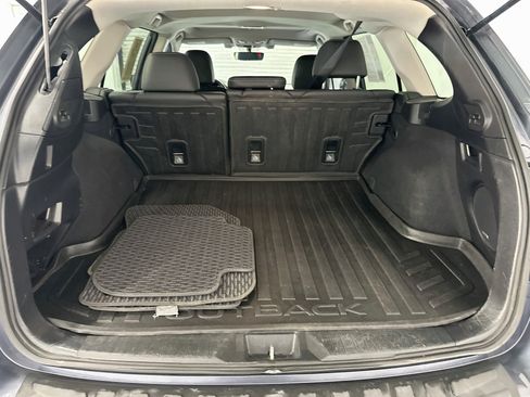 Used 2017 Subaru Outback 2.5i Limited AWD/4WD image 31