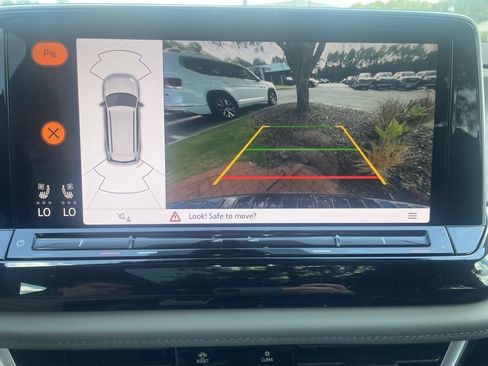 New 2026 Volkswagen Atlas Peak Edition AWD/4WD image 20
