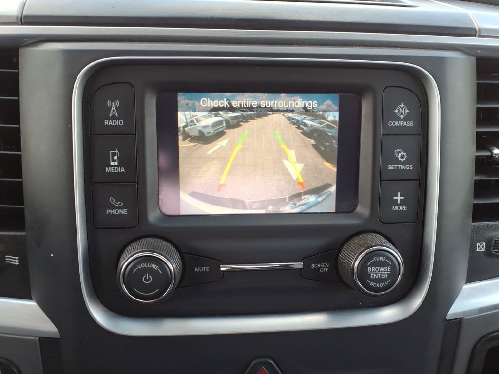 Used 2022 RAM 1500 Classic SLT AWD/4WD image 29