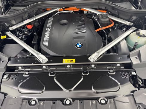 New 2026 BMW X5 xDrive50e AWD/4WD image 12