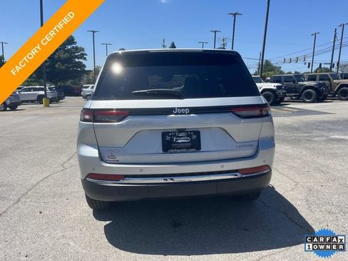 Certified 2025 Jeep Grand Cherokee Limited AWD/4WD image 17