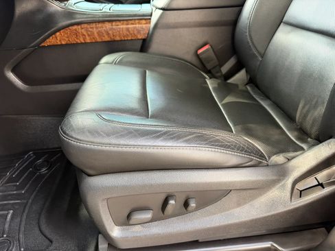 Used 2015 Chevrolet Tahoe LTZ RWD image 28