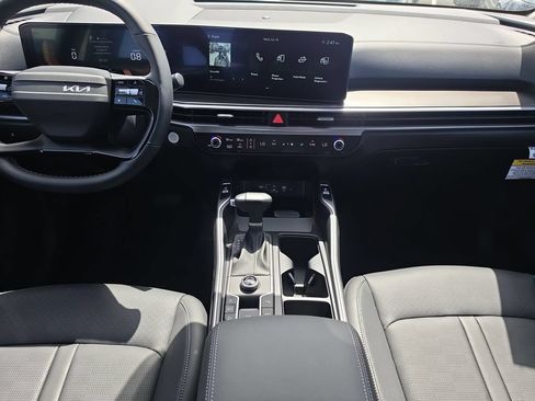New 2026 Kia Sorento S FWD image 14