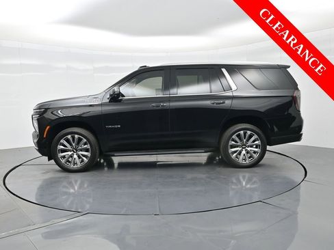 Used 2025 Chevrolet Tahoe High Country image 12