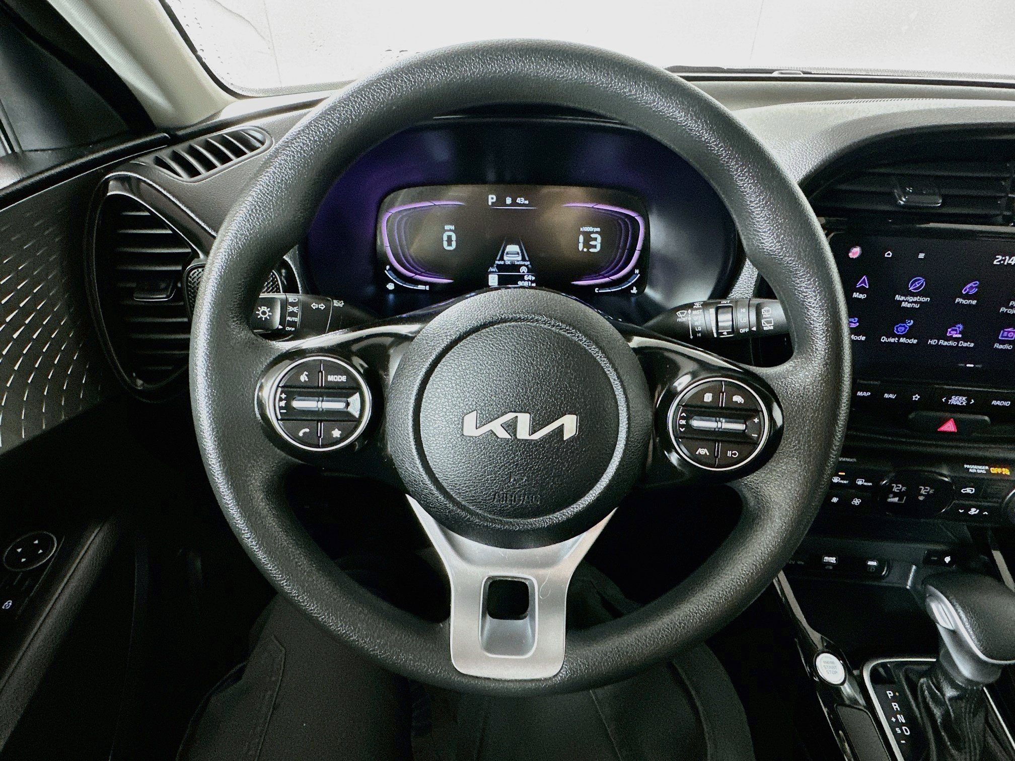 Used 2025 Kia Soul S FWD image 11