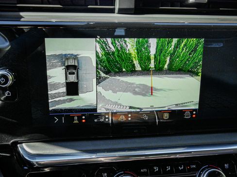 Used 2025 GMC Sierra 2500 Denali Ultimate image 25