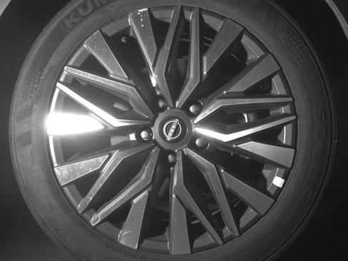 Used 2025 Nissan Altima 2.5 SV FWD image 16