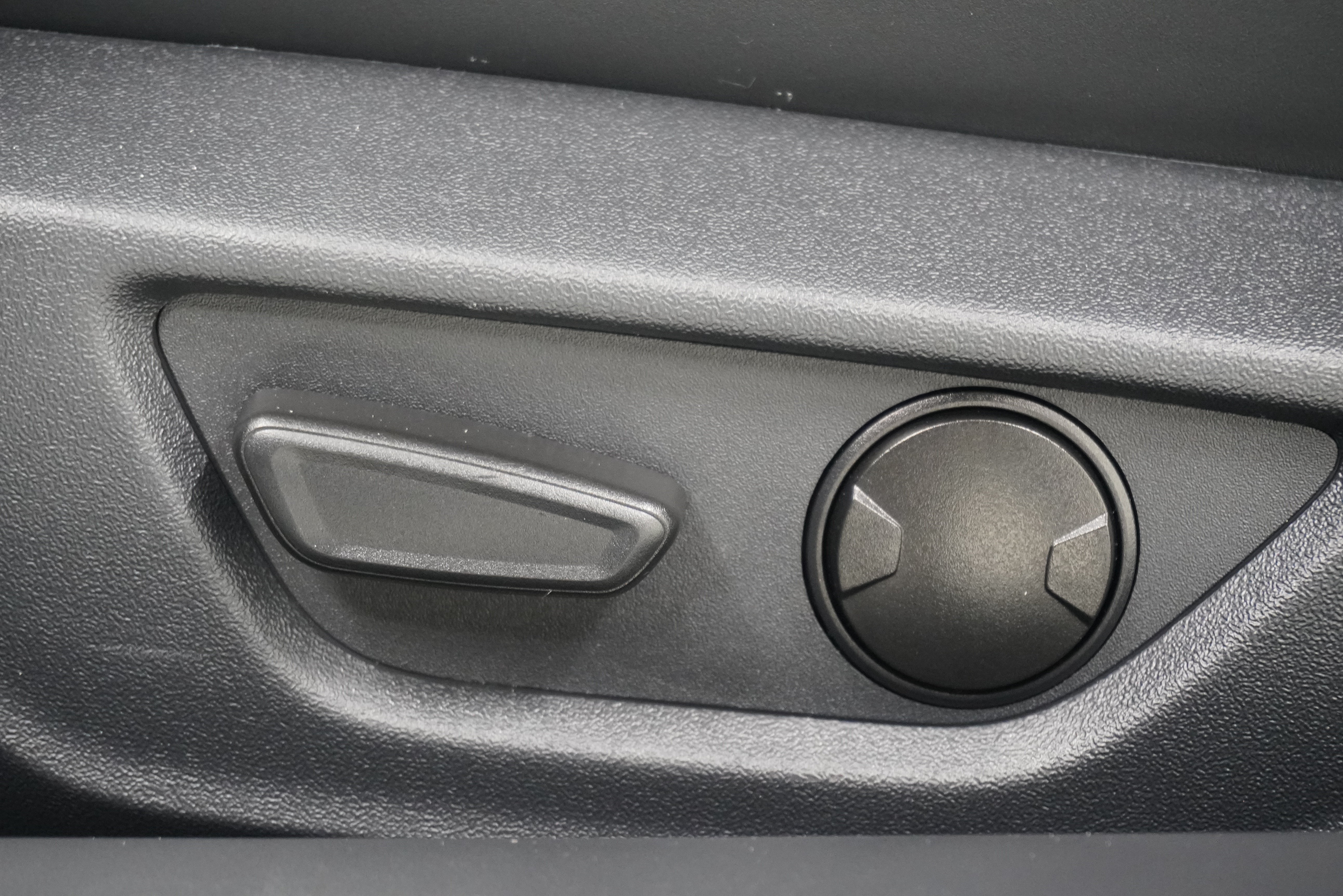 Used 2024 Ford Mustang GT Premium RWD image 16