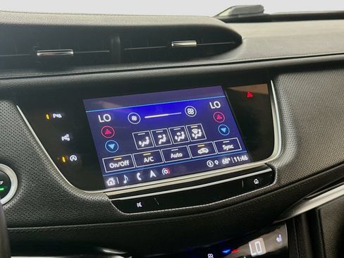 Used 2022 Cadillac XT5 Premium Luxury w/ Technology Package AWD/4WD image 19