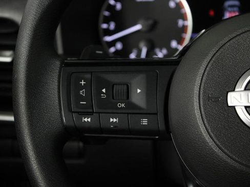 Certified 2023 Nissan Rogue SV image 26