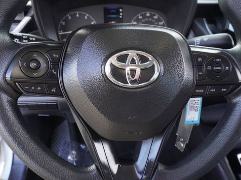 Used 2024 Toyota Corolla LE image 17