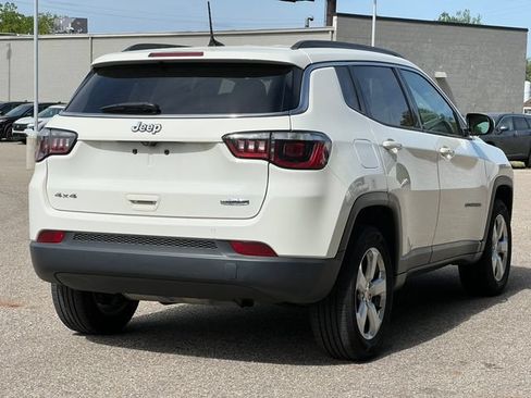 Used 2018 Jeep Compass Latitude w/ Popular Equipment Group AWD/4WD image 36