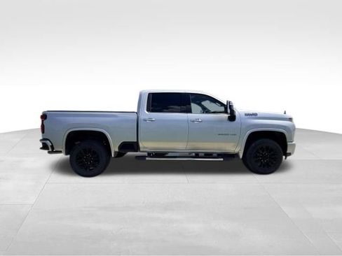Used 2022 Chevrolet Silverado 2500 High Country w/ Safety Package II AWD/4WD image 5