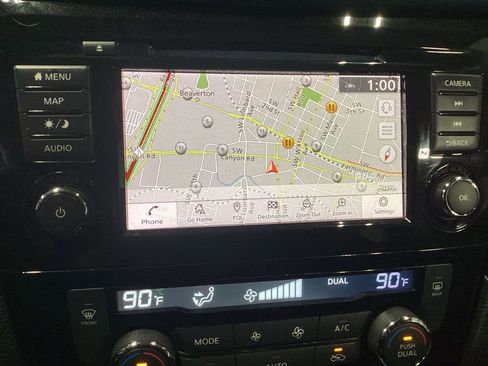 Used 2019 Nissan Rogue SL w/ Premium Package image 19