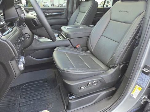 Used 2023 GMC Yukon Denali w/ LPO, Floor Liner Package AWD/4WD image 36