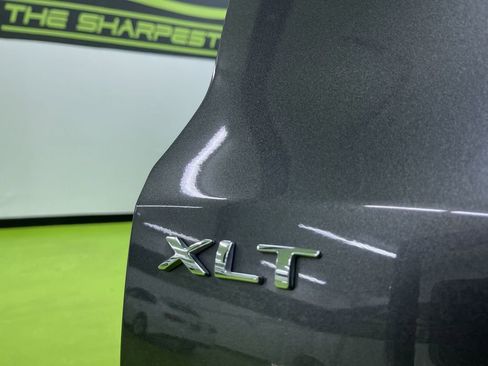 Used 2021 Ford Expedition XLT image 14