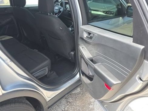 Used 2024 Ford Escape Active w/ Cold Weather Package FWD image 28