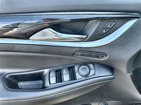 Used 2020 Buick Enclave Avenir w/ Avenir Technology Package image 22