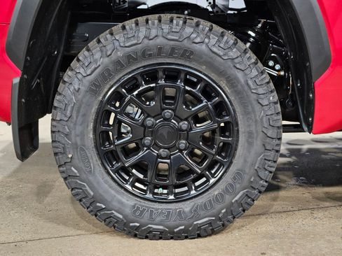 New 2026 Toyota Tundra SR5 AWD/4WD image 22