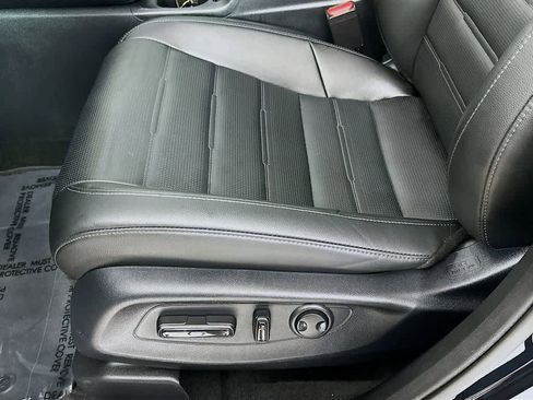 Used 2025 Honda CR-V EX-L image 30