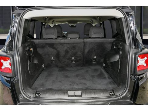 Used 2022 Jeep Renegade Sport w/ Sport Appearance Group image 13