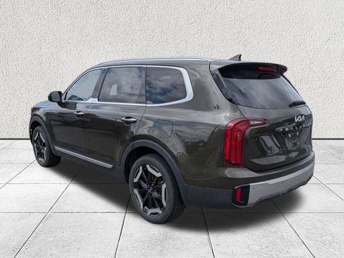 Used 2023 Kia Telluride S w/ S Sunroof Package AWD/4WD image 5