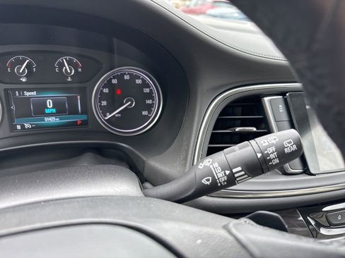 Certified 2018 Buick Enclave Essence image 23