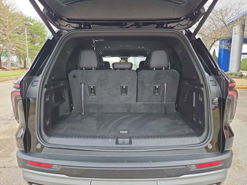 Certified 2025 Chevrolet Traverse Z71 w/ Driver Confidence Package image 34