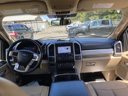 Used 2021 Ford F250 Lariat w/ Chrome Package image 21