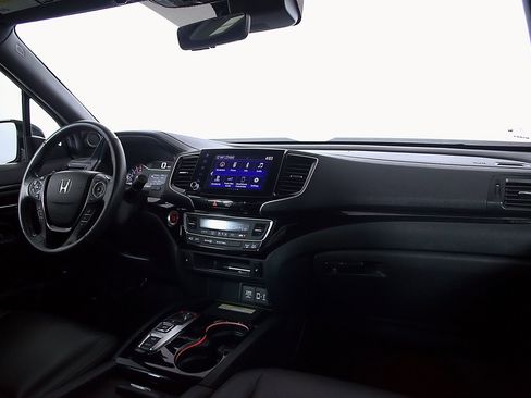 Used 2023 Honda Ridgeline Black Edition image 24